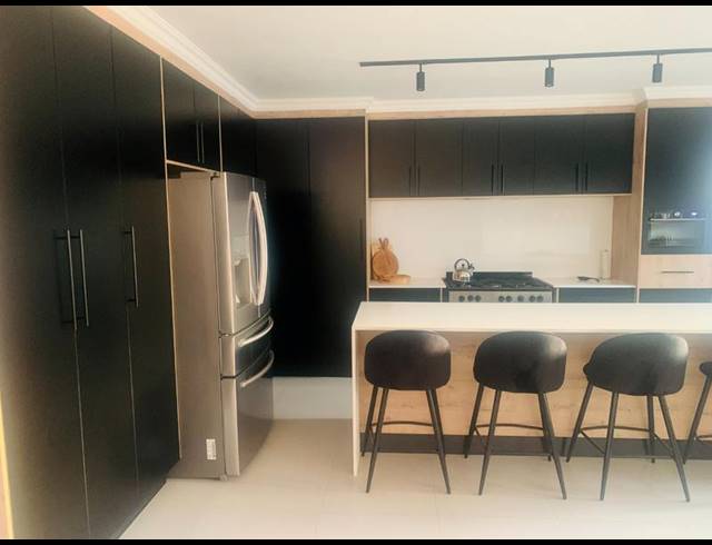 5 BEDROOM HOUSE FOR SALE IN SAVANNAH COUNTRY ESTATE